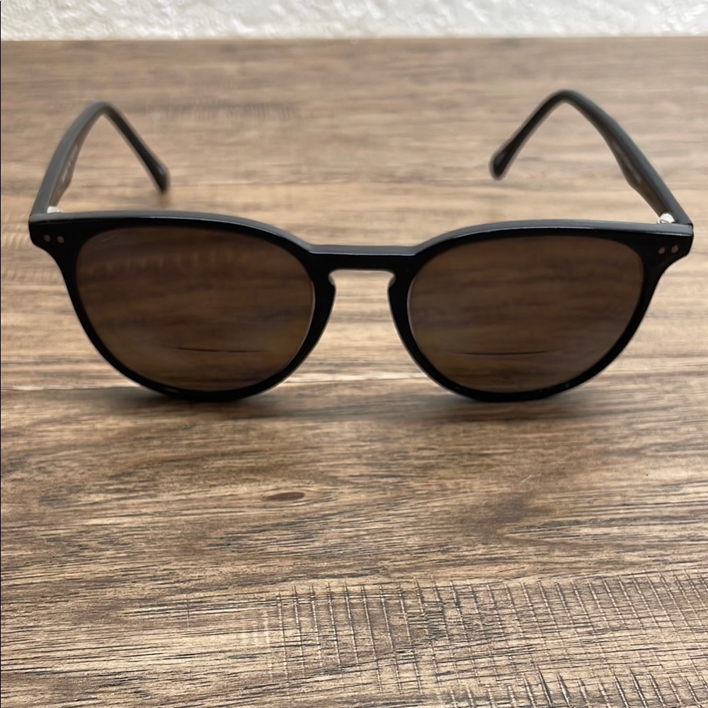 Alberto Fermani Black Round Sunglasses Sleek Design